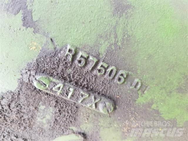 John Deere 8650 Motorok