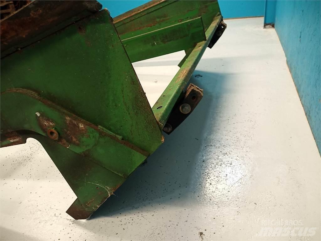 John Deere 9540 Homok és Sószórók