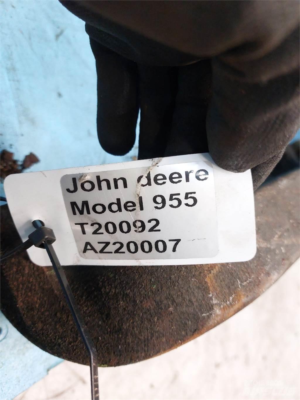 John Deere 955 Motorok