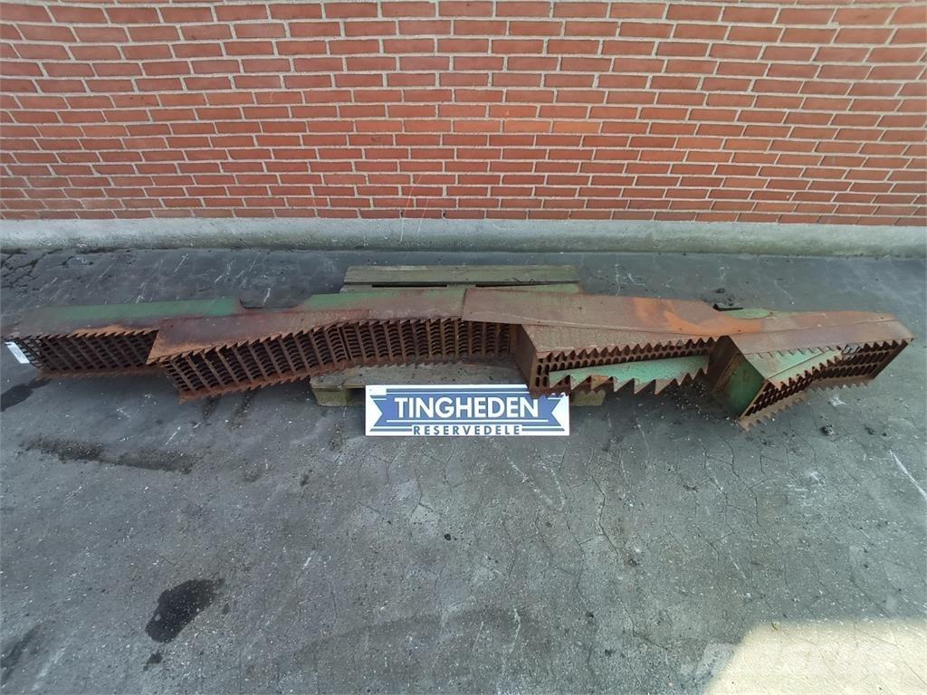 John Deere 965 Kombájn tartozékok