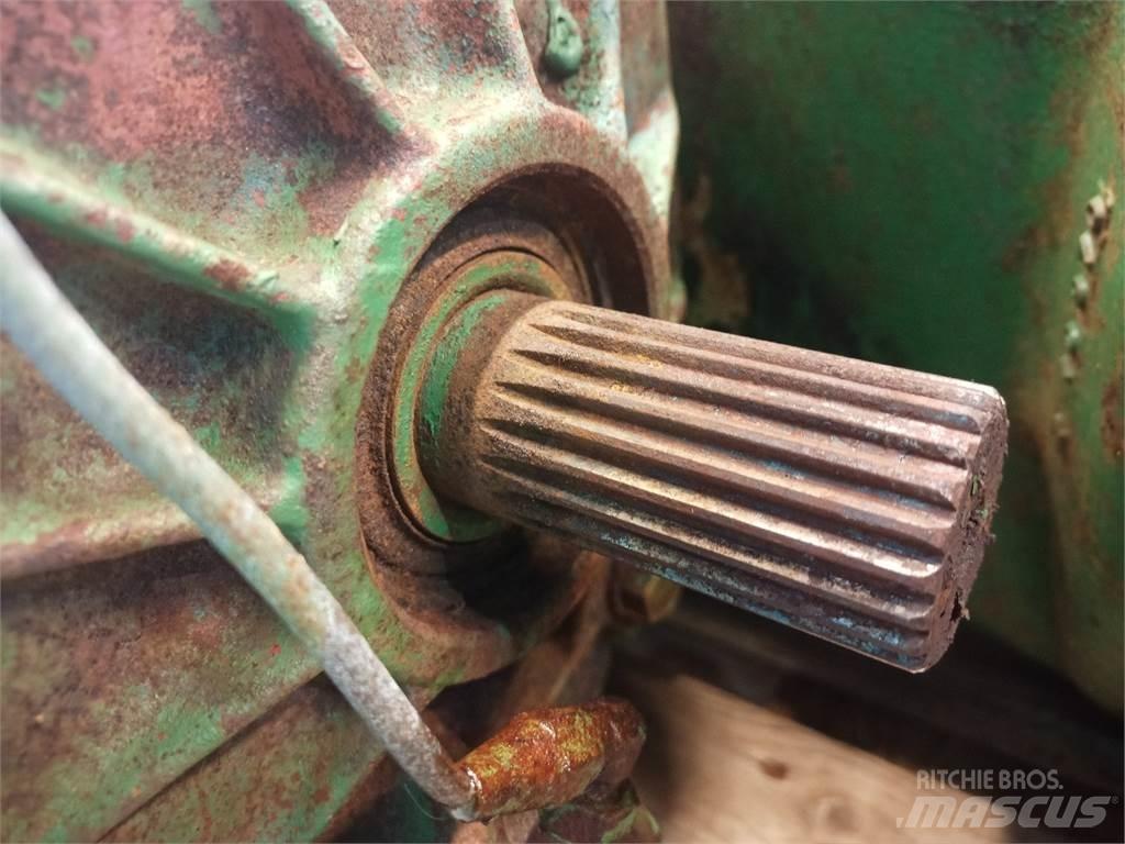 John Deere 965 Váltók