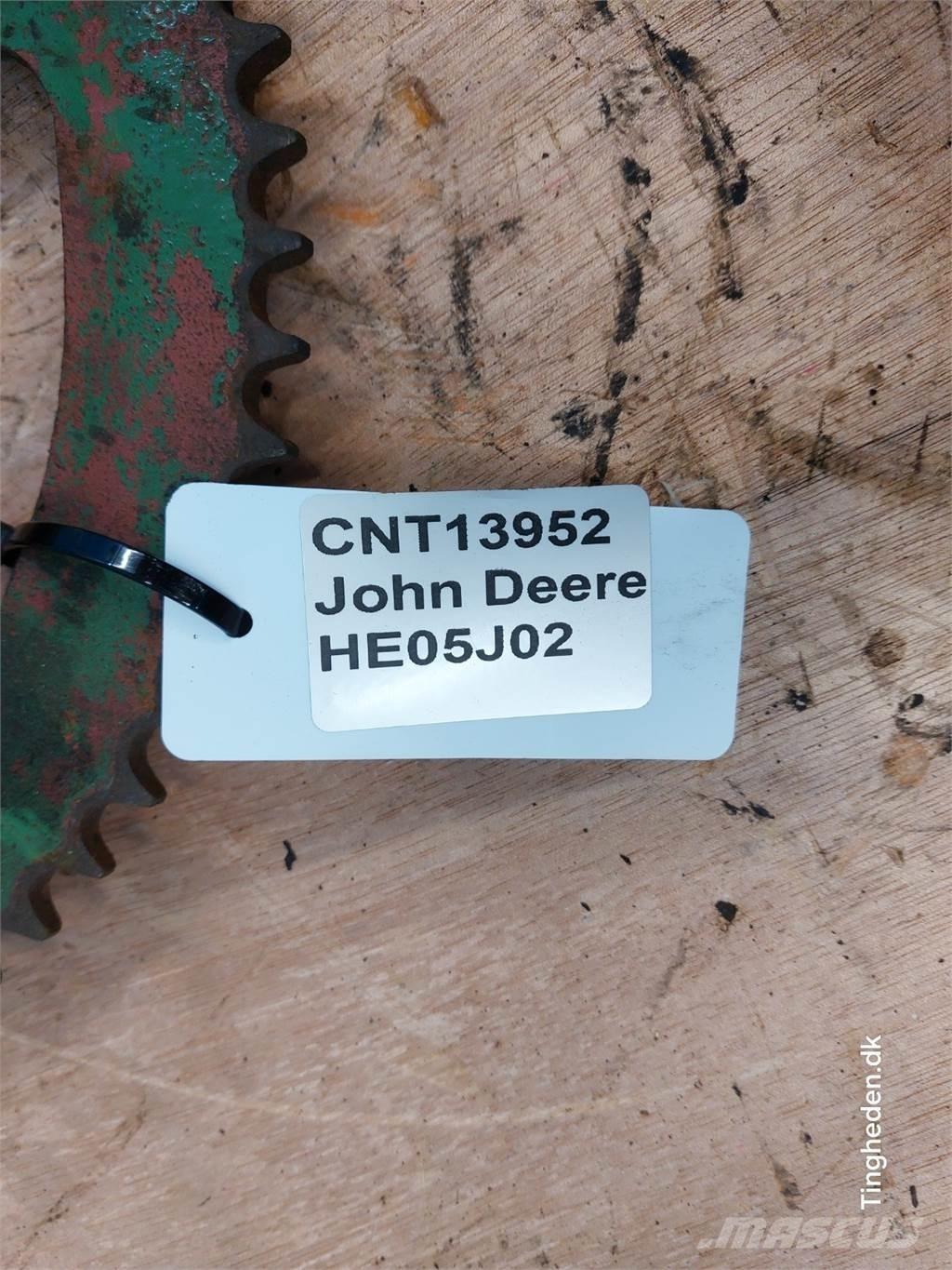 John Deere 975 Kombájn tartozékok