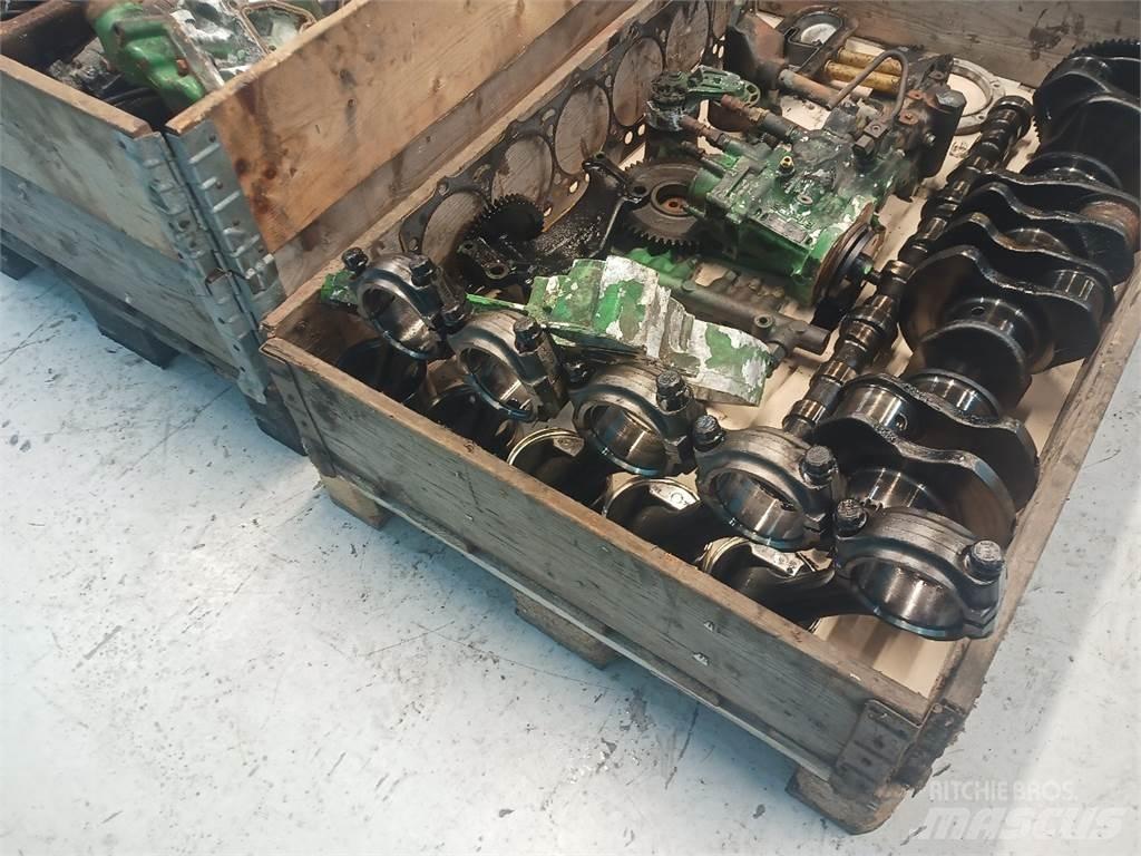 John Deere 9780 Motorok