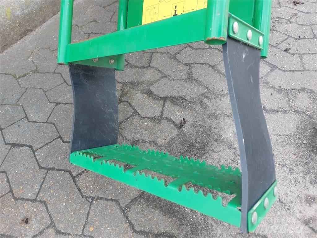 John Deere 9880 Vezetőfülke és belső tartozékok