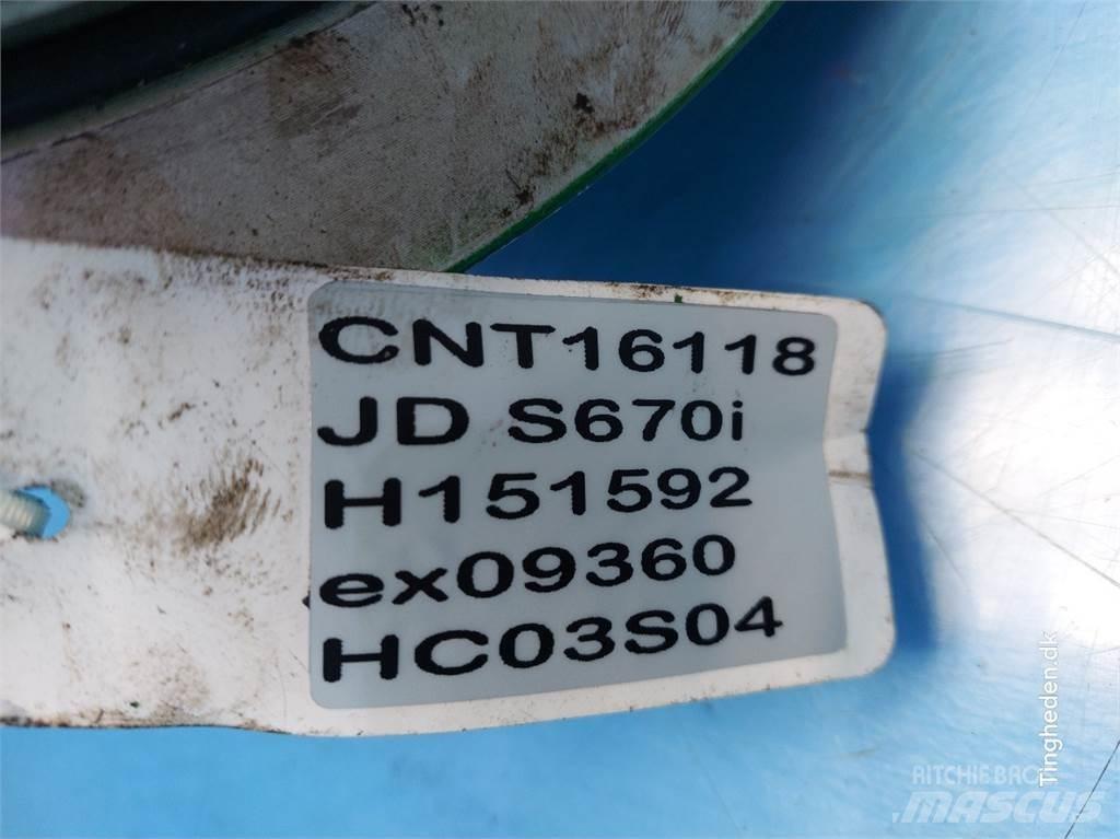 John Deere S670 Váltók