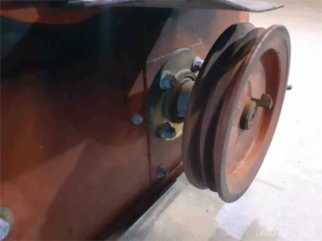 Laverda 3650 Kombájn tartozékok