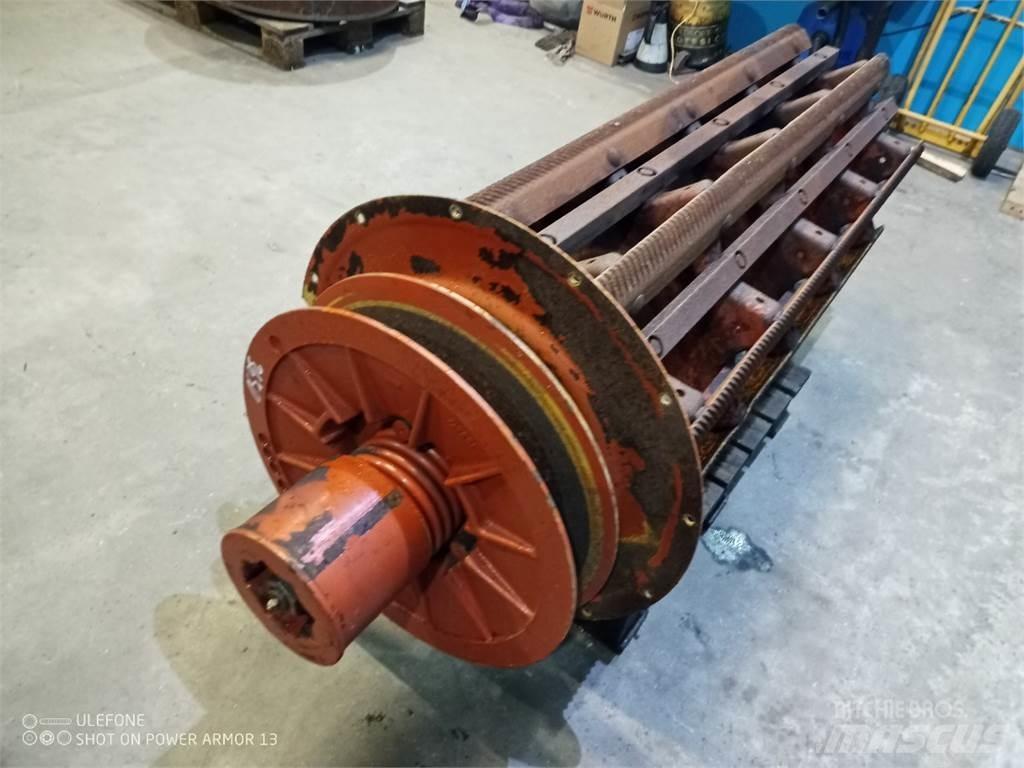 Laverda 3650 Kombájn tartozékok