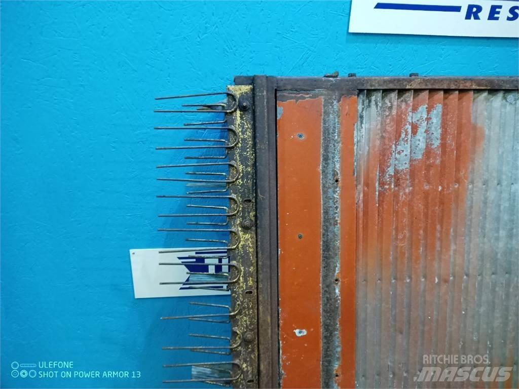 Laverda 3650 Homok és Sószórók