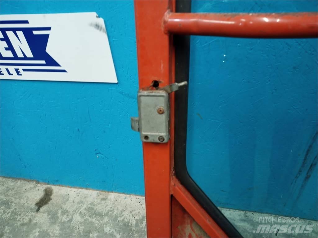 Laverda 3650 Vezetőfülke és belső tartozékok