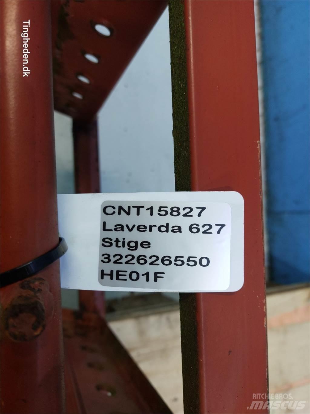 Laverda 627 Vezetőfülke és belső tartozékok