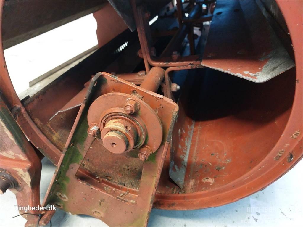 Laverda 627 Homok és Sószórók