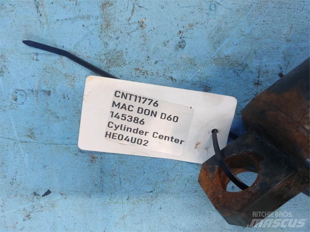MacDon D60 Kombájn tartozékok
