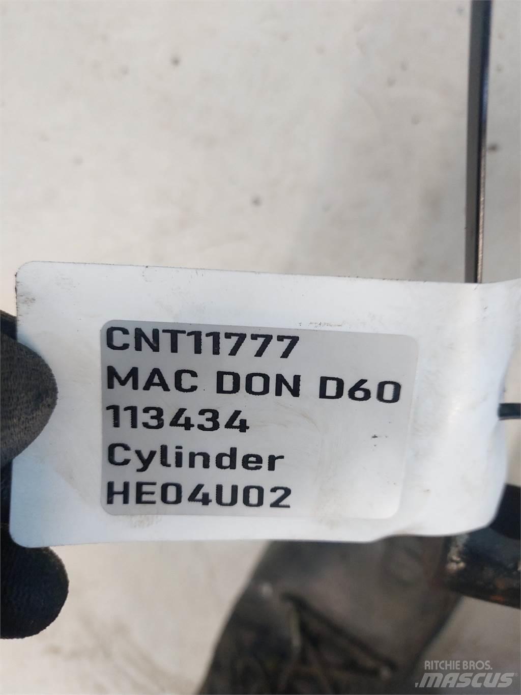 MacDon D60 Kombájn tartozékok