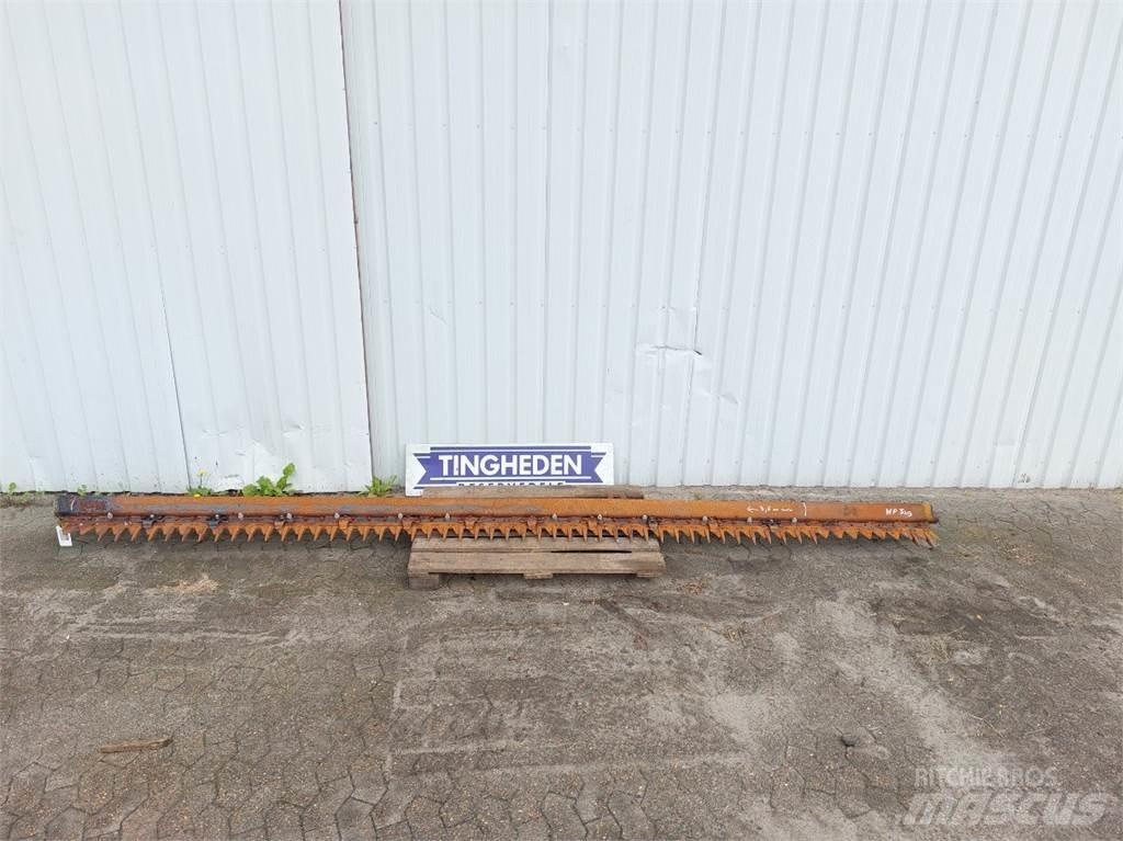 MacDon D60 Kombájn tartozékok