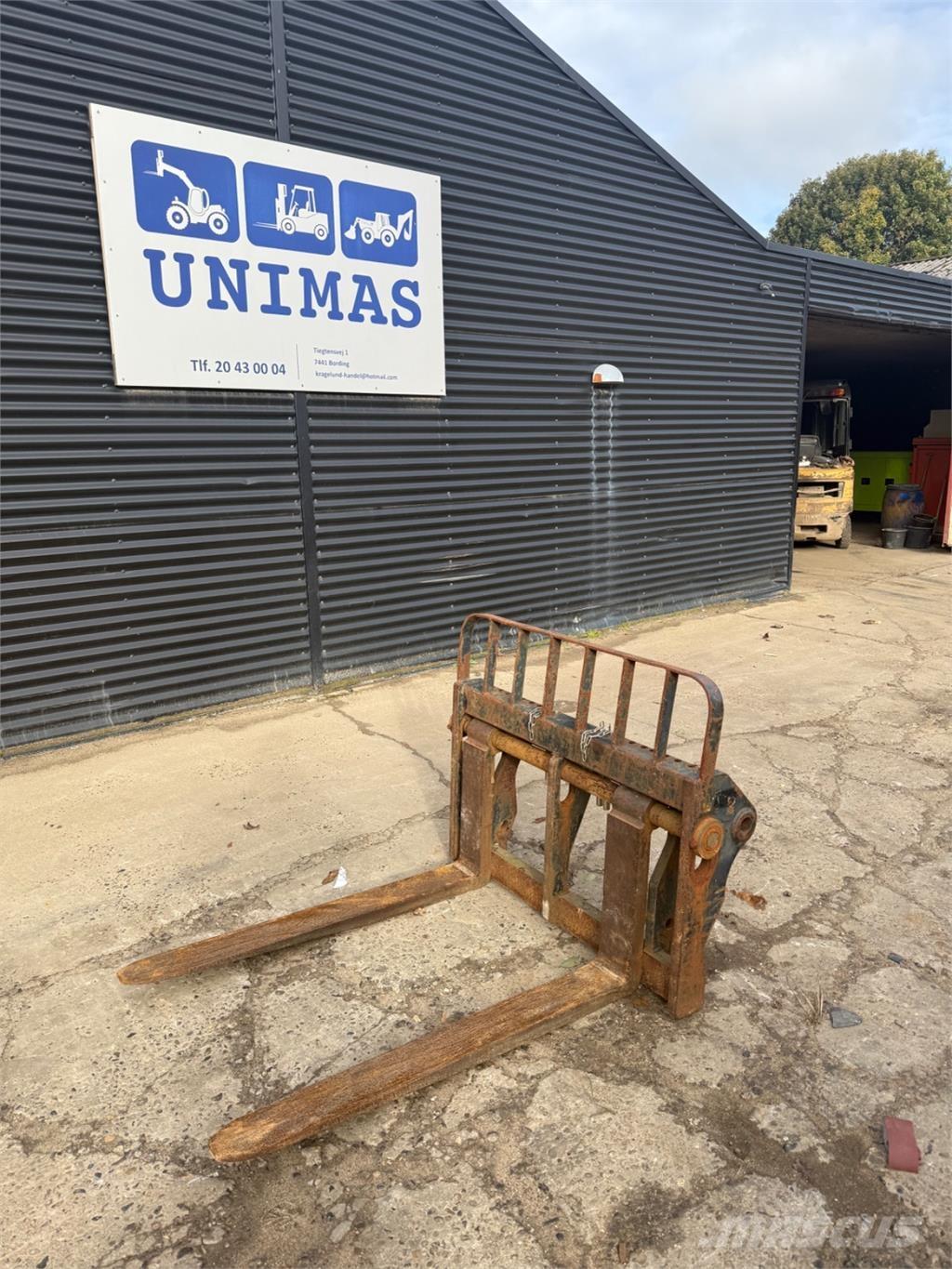 Manitou 4000kg Villák