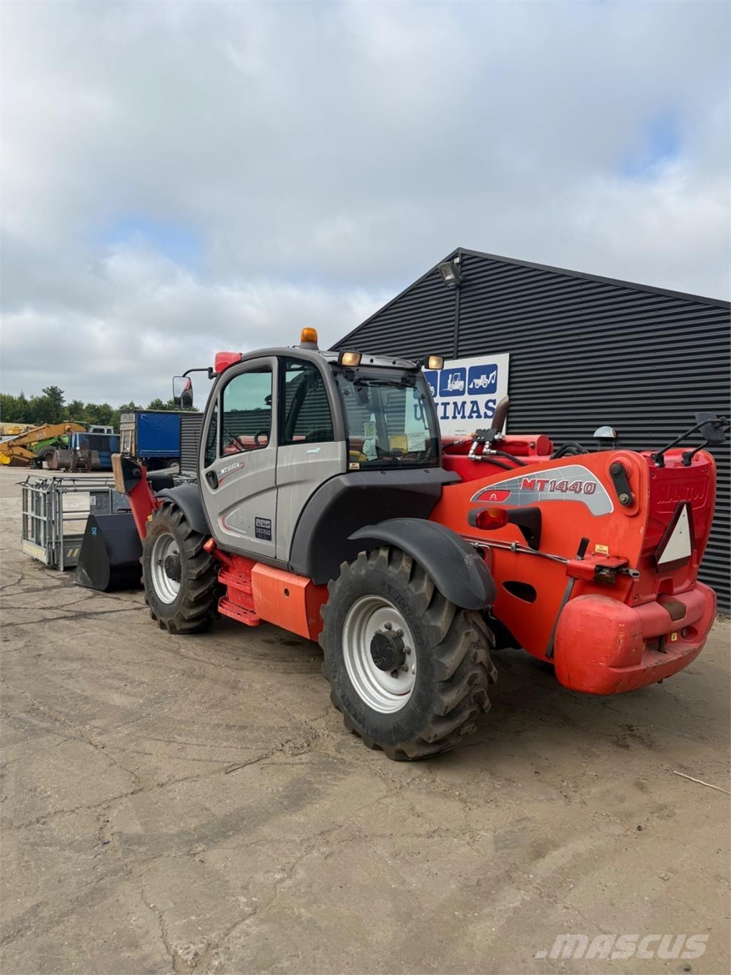 Manitou MT1440 Teleszkópos rakodók