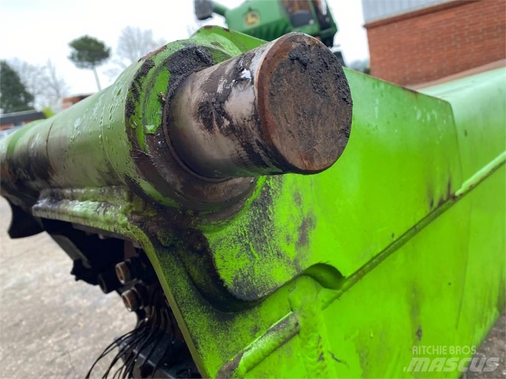 Merlo 38.10 Gémek és dipperek