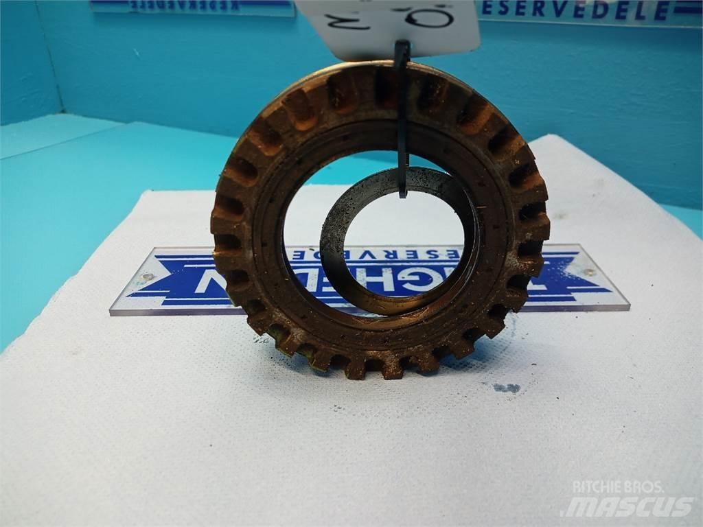 Merlo 40.7 Tengelyek