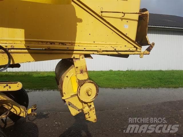 New Holland 1550 Kombájn tartozékok