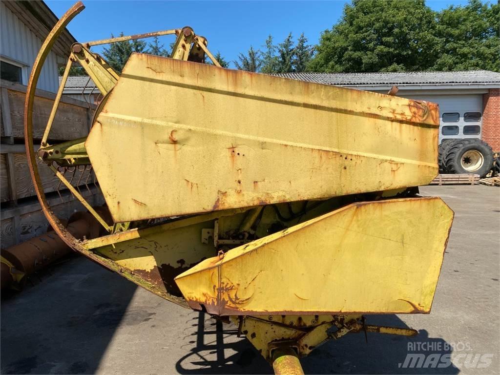 New Holland 20 Kombájn tartozékok