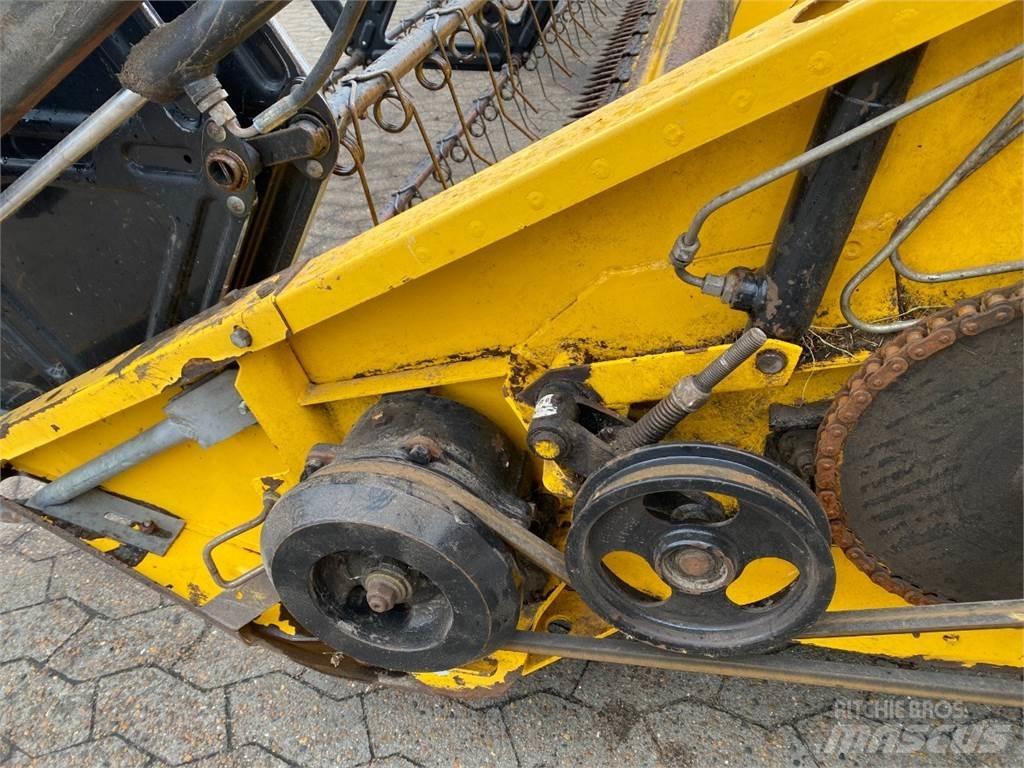 New Holland 24 Kombájn tartozékok