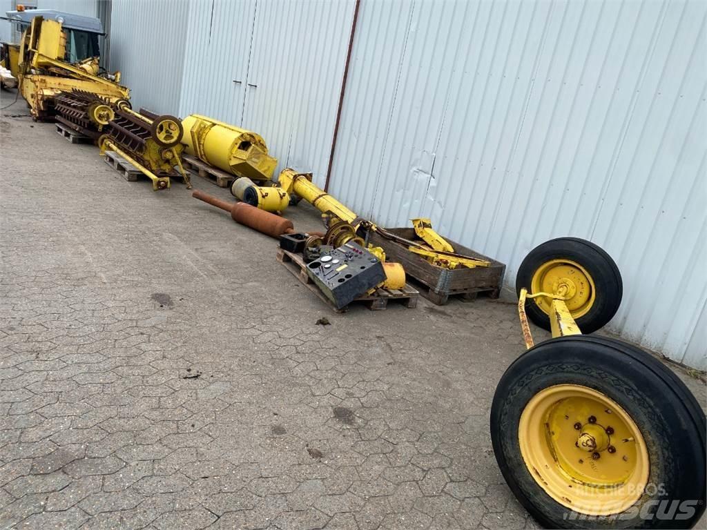 New Holland 8080 Kombájnok