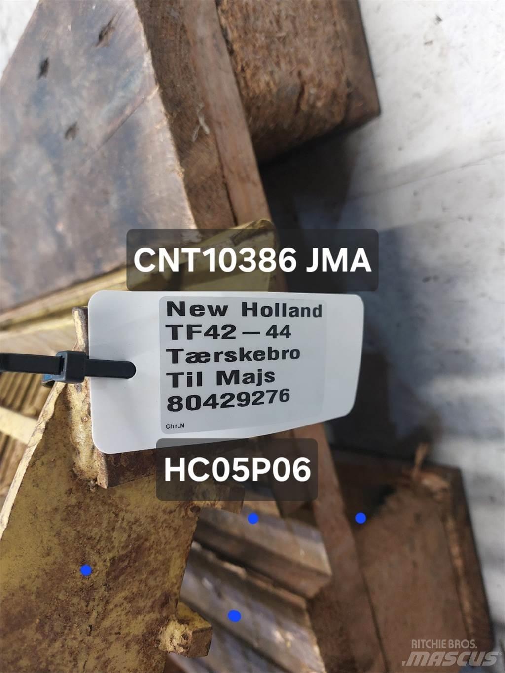 New Holland TF44 Kombájn tartozékok