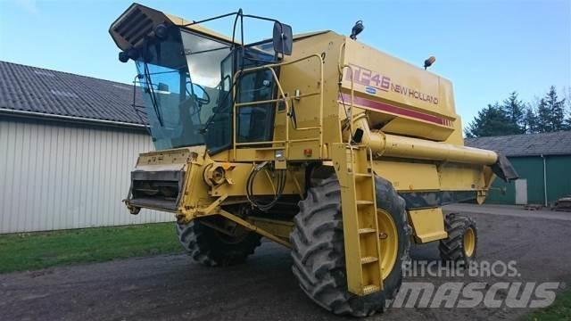 New Holland TF46 Kombájnok