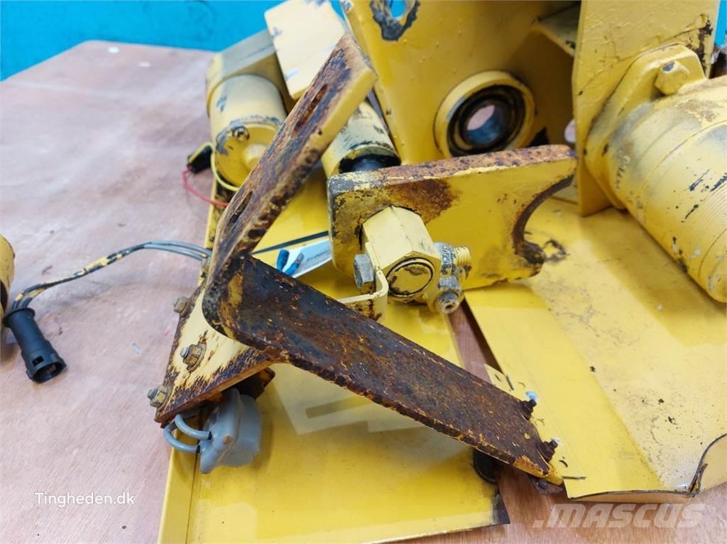 New Holland TF46 Kombájn tartozékok