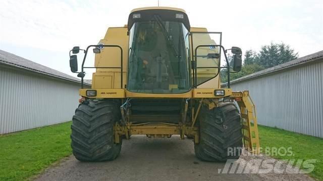 New Holland TF78 Kombájnok