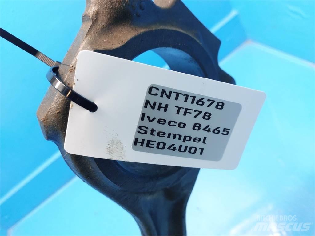 New Holland TF78 Motorok