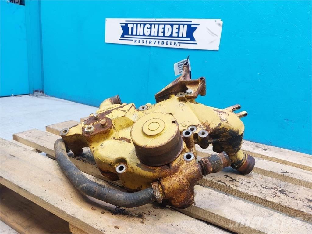 New Holland TX65 Motorok