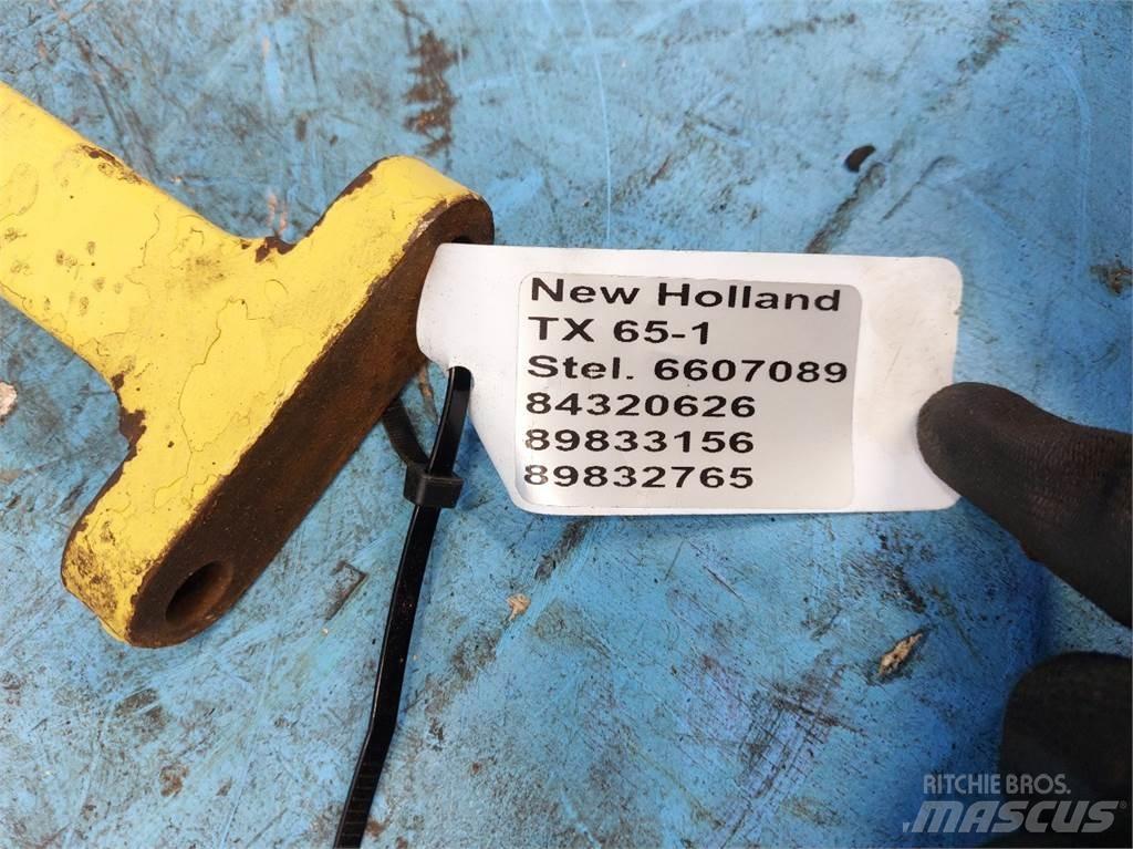 New Holland TX65 Homok és Sószórók