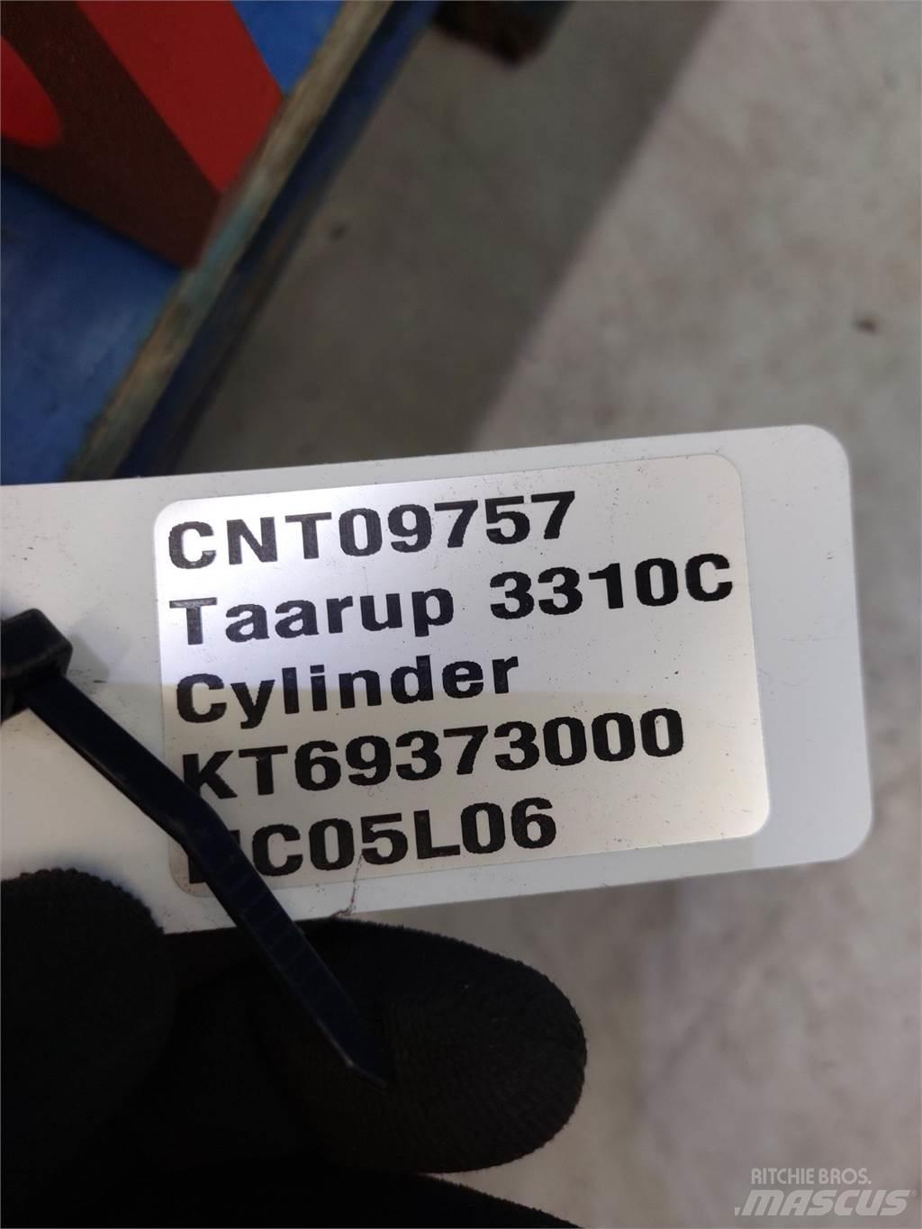 Taarup 3310C Kaszák