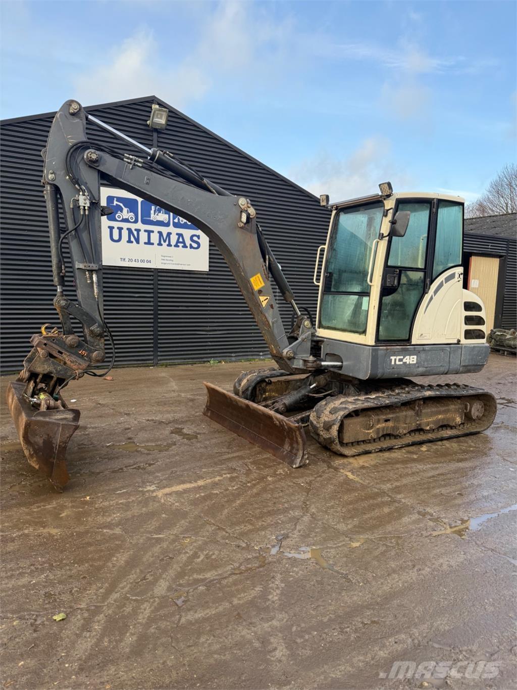 Terex TC48 Mini kotrók < 7t