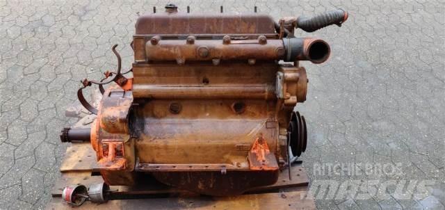 Valmet 411BL Motorok