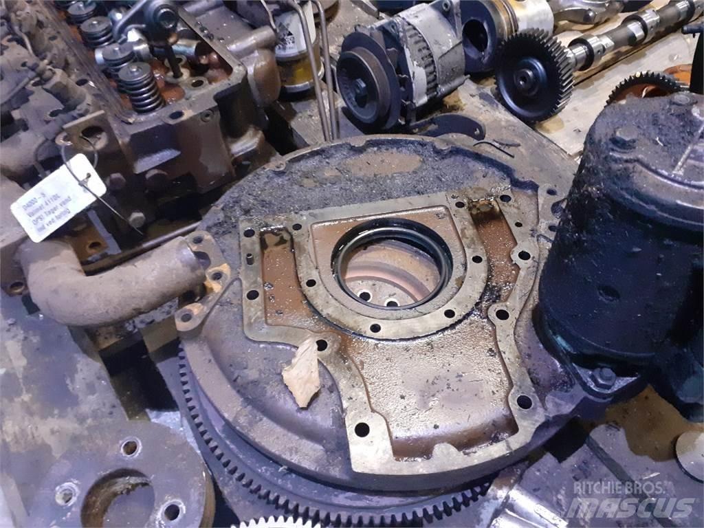 Valmet 411DL Motorok