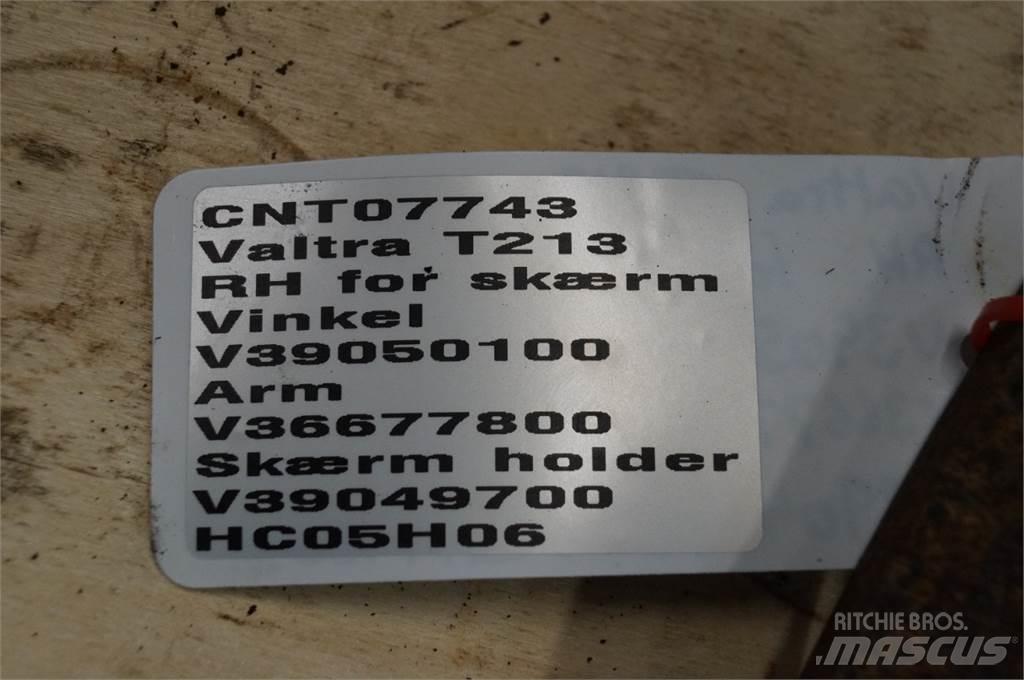 Valtra T213 Egyéb traktor tartozékok
