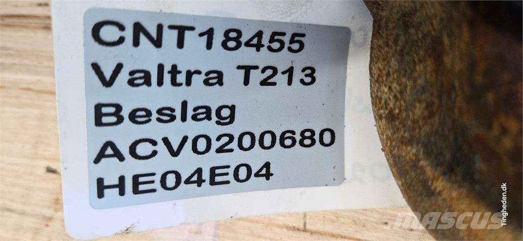 Valtra T213 Egyéb traktor tartozékok
