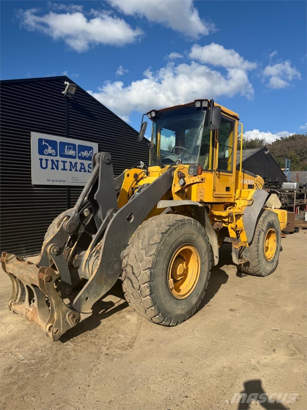 Volvo L90E Gumikerekes homlokrakodók