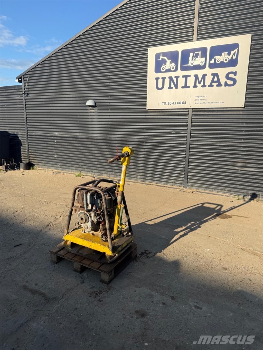 Wacker DPU2950 Vibrátorok