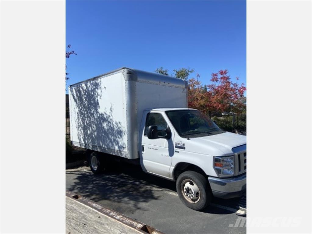 Ford E350 Dobozos teherautók