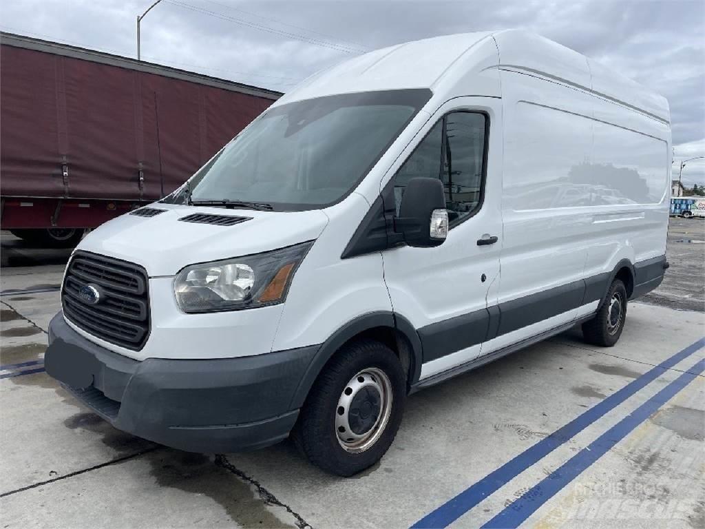 Ford TRANSIT Transporterek