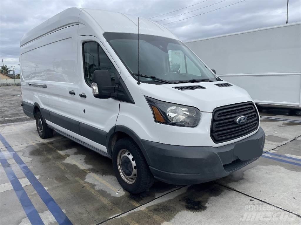 Ford TRANSIT Transporterek