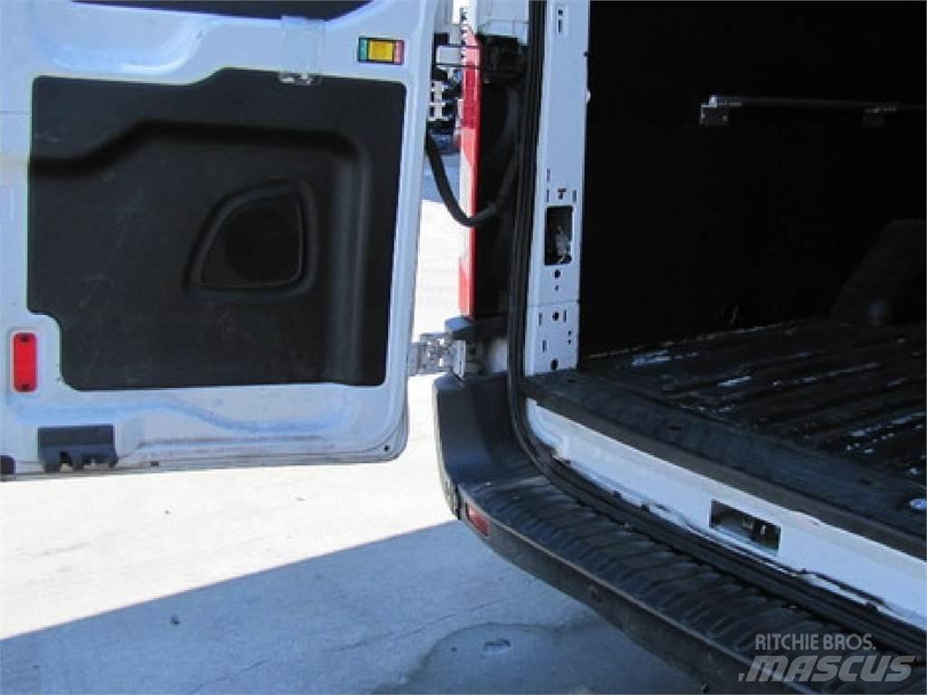 Ford TRANSIT Transporterek