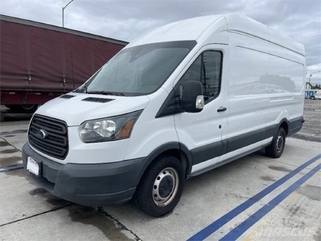 Ford TRANSIT Transporterek