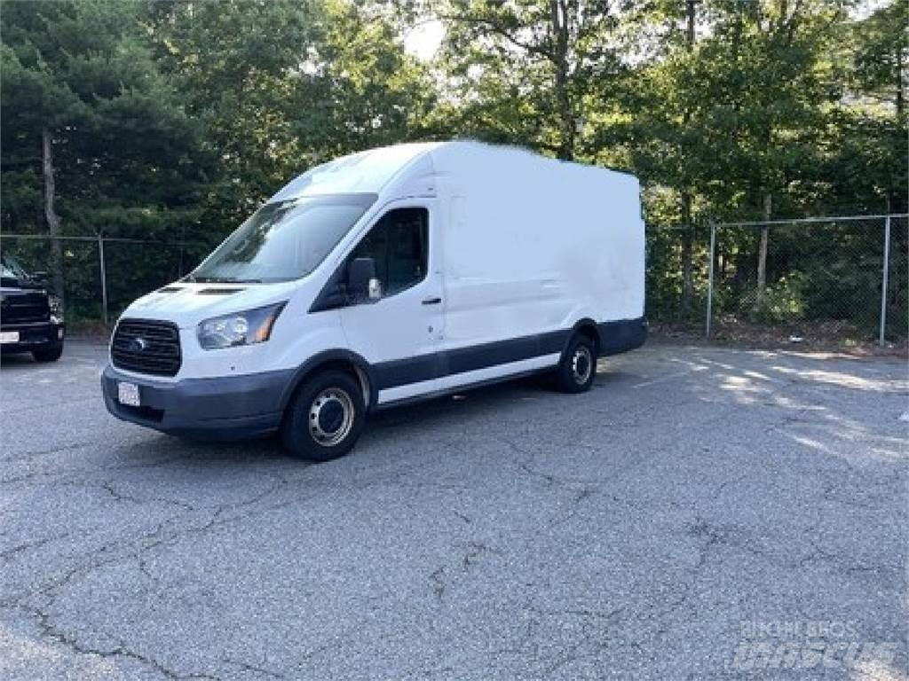 Ford TRANSIT Transporterek