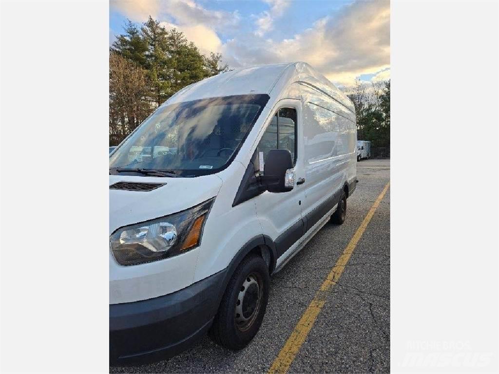 Ford TRANSIT Transporterek