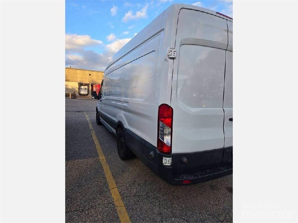 Ford TRANSIT Transporterek