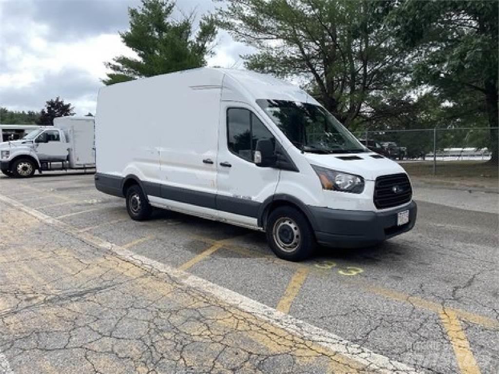 Ford TRANSIT Transporterek